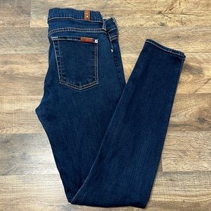 7 for all Mankind skinny jeans. Size 29